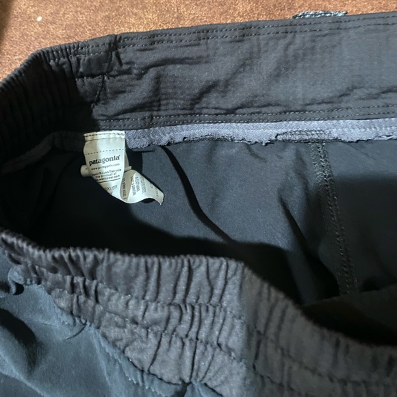 Patagonia Women Strider Shorts Black Lined Size XS. - Picture 3 of 3